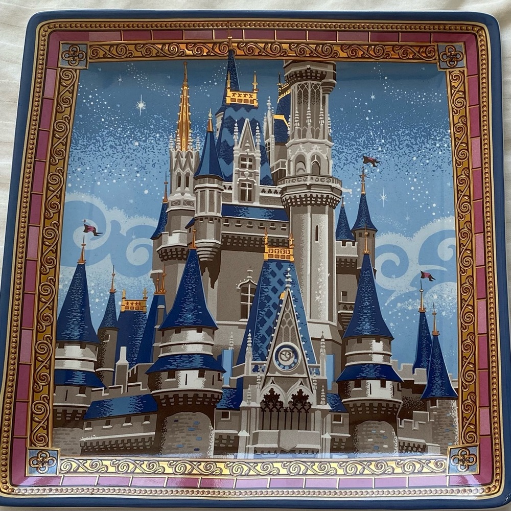 Disney Ceramic Cinderella Castle keepsake plate